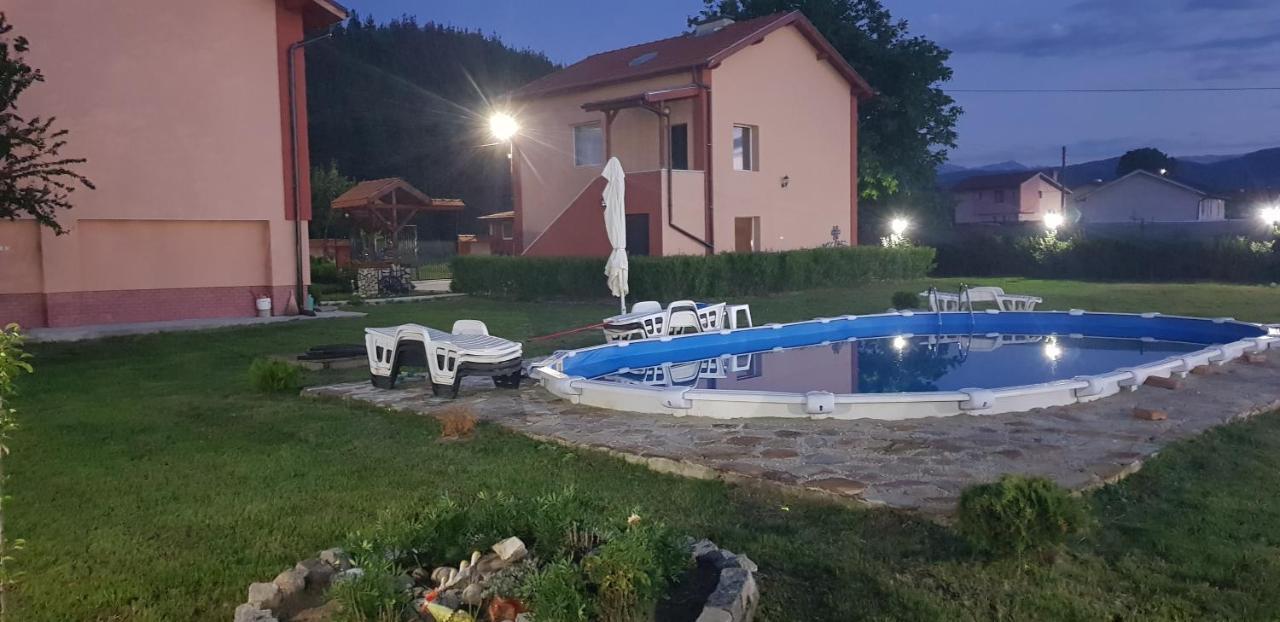 Къщи За Гости Ореха Szamokov Kültér fotó